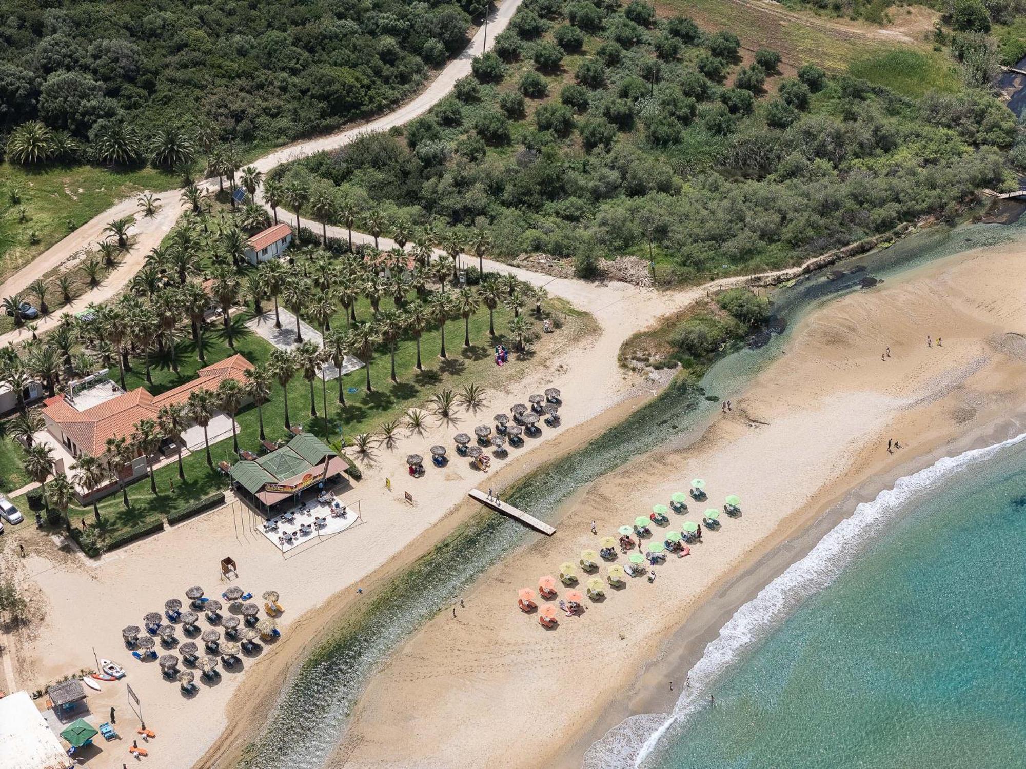 La Palma Beachfront Suites Jeorjúpoli Kültér fotó